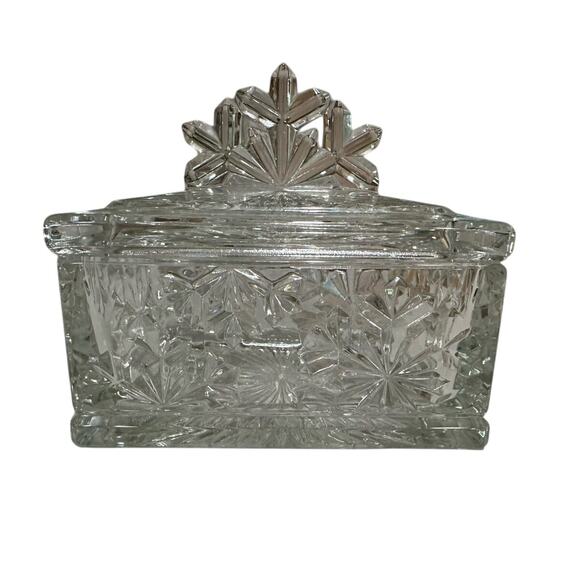 Vintage Luminarc Glass Holiday Candy Trinket Box with Snowflakes Lid - Picture 1 of 13